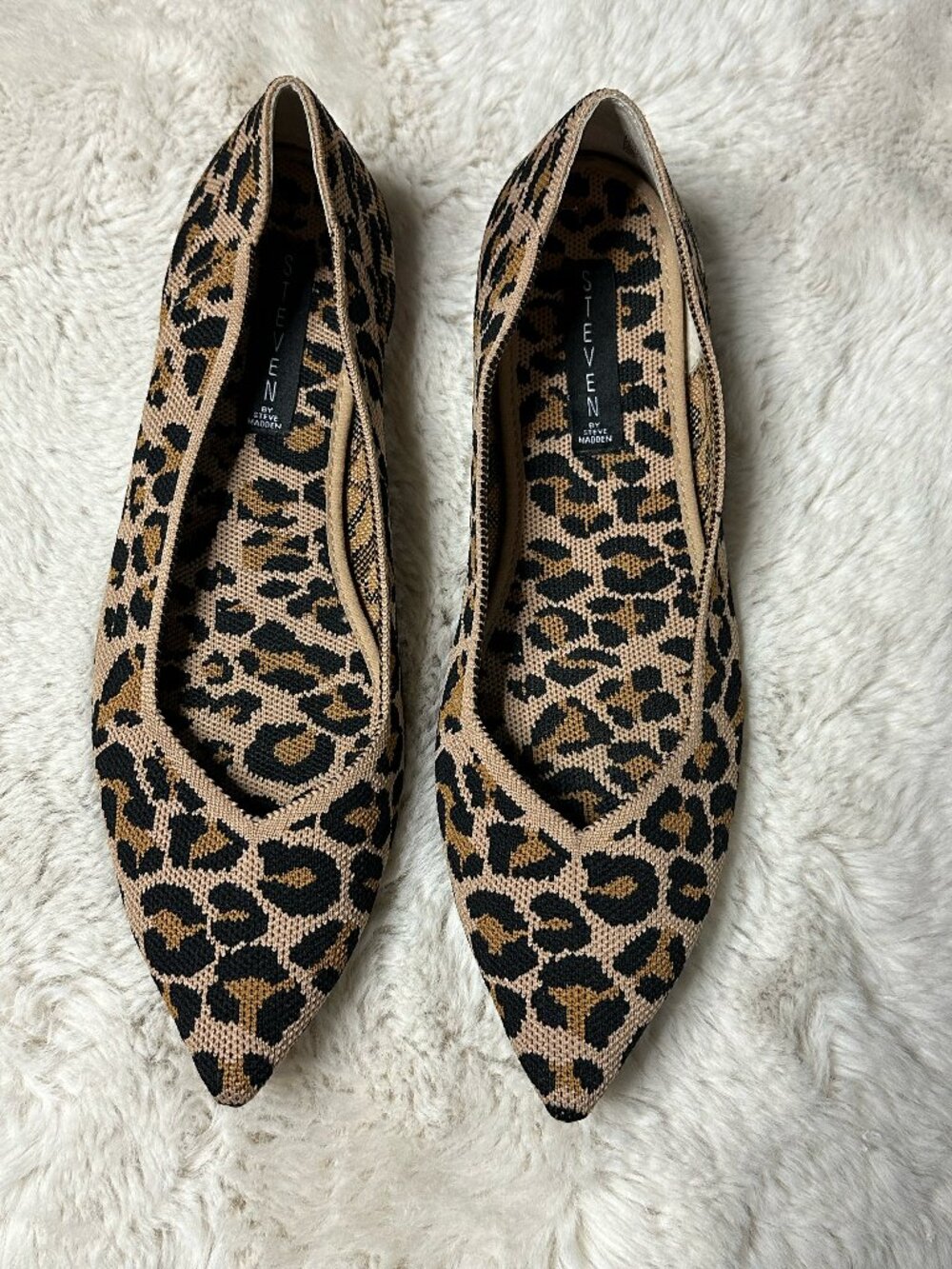 STEVEN • Pointy Toe Leopard Flats - 10